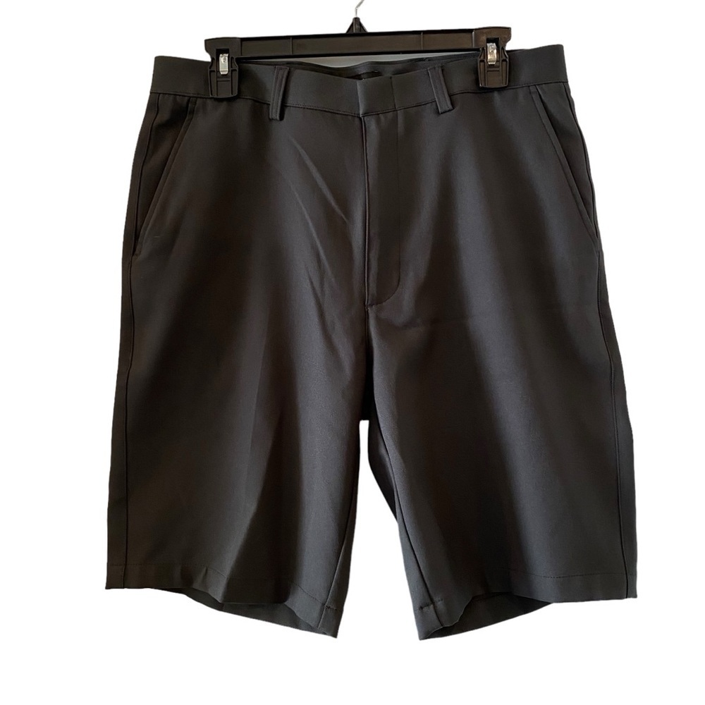 OOBE men's size 32 Gray flat front stretch pockets golfing athletic summer short